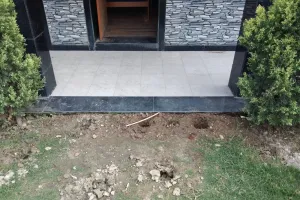 बरेली: फोटो खिंचवाकर लगाए गए पौधे चंद घंटो बाद ही उखाड़े