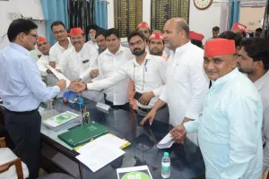 बरेली: महंगाई और बिजली कटौती के विरोध में सपाईयों ने किया प्रदर्शन