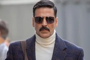 Akshay Kumar ने फिल्म इंडस्ट्री में पूरे किए 30 साल, यशराज फिल्मस ने यू ट्यूब पर रिलीज किया वीडियो