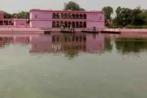 बलिया: प्राकृतिक सौंदर्य का इंतजाम, 17 ब्लॉकों में बनेंगे अमृत सरोवर