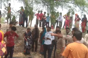 रायबरेली: प्रेमी युगल ने घर से भागकर एक साथ लगाई फांसी, जांच में जुटी पुलिस