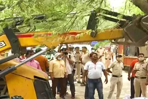शाहीन बाग तक पहुंचा एमसीडी का बुलडोजर, अतिक्रमण हटाने के लिए दिल्ली पुलिस फोर्स देने को तैयार
