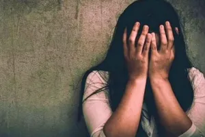 पीलीभीत: चर्चित पंचायत सचिव ढाई साल से कर रहा था युवती का रेप