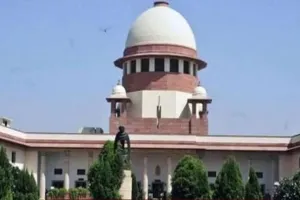 दिल्ली सरकार को 95 साल पुराने स्कूल को गिराने पर नोटिस जारी