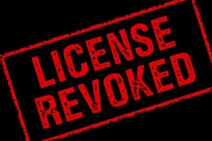 बरेली: खाद की दो दुकानों के लाइसेंस निरस्त