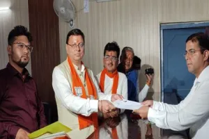 उत्तराखंड: चंपावत उपचुनाव के लिए मुख्यमंत्री पुष्कर सिंह धामी ने कराया नामांकन, उमड़े कार्यकर्ता