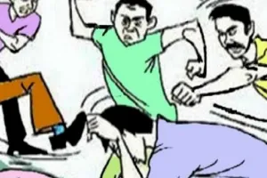 संभल : पुरानी रंजिश को लेकर दो पक्षों में पथराव-फायरिंग, एक की मौत 