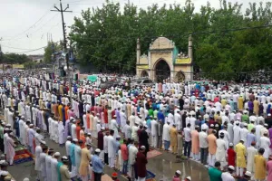 काशीपुर में दी गई इंसानियत की बड़ी मिसाल, दो हिंदू बहनों ने ईदगाह के लिए दान की डेढ़ करोड़ की जमीन, बोलीं- पिता की थी ‘आखिरी इच्छा’