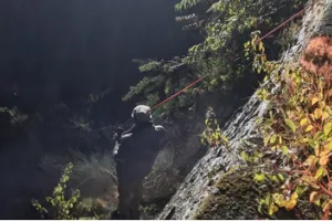 गरमपानी: दुकानदार खाई में गिरा, दम तोड़ा