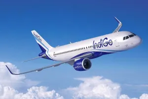 14 हजार फीट पर IndiGo फ्लाइट के इंजन में आई खराबी, मचा हड़कंप... ATC ने घोषित की फुल इमरजेंसी