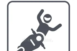 बाजपुर: स्कूटी गिरने से परिवार के चार लोग घायल