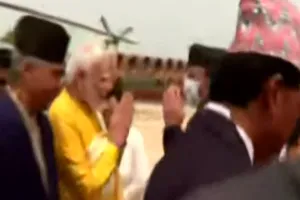 बुद्ध पूर्णिमा: कुशीनगर से नेपाल के लुंबिनी के लिये रवाना हुए पीएम मोदी, करेंगे भगवान बुद्ध की पूजा-अर्चना