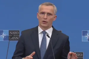 अधिनायकवादी शासन के साथ व्यापार संबंध में बड़े जोखिम हैं : नाटो प्रमुख