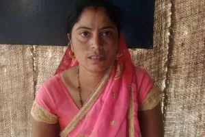 हरदोई: दहेज के लिये ससुरालियों ने विवाहिता को पीटकर घर से निकाला, महिला ने दी तहरीर