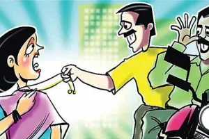मुरादाबाद: सेवानिवृत चिकित्साधिकारी की पत्नी से चेन लूट