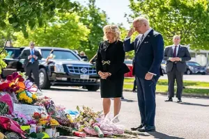 अमेरिका के स्कूल में गोलीबारी, जानिए मासूमों पर कब-कब चली गोलियां