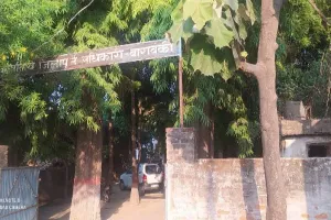 बाराबंकी: मार्च के बाद से नहीं मिला पात्र गृहस्थी और अंत्योदय कार्ड धारकों को राशन