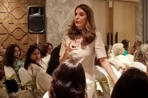 एक अच्छा व्यक्तित्व भीड़ में अलग पहचान देता है : सीमा पुरी