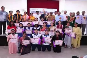 प्रयागराज: 80 वर्ष से अधिक आयु के 13 पेंशनरों का हुआ सम्मान