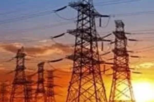 हरदोई: बिजली की चोरी करते पकड़ा गया लाखों का बकाएदार