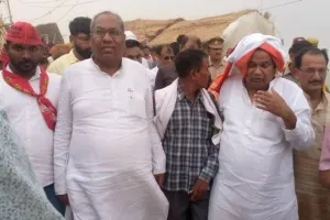 बरसात से पहले पूरा करें बाढ़ निरोधक काम : संजय निषाद