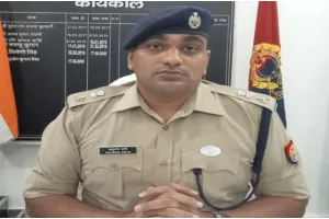 आजमगढ़: कानून-व्यवस्था को दुरुस्त रखने के लिए 24 पुलिस कर्मियों का स्थानांतरित