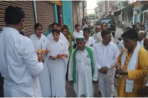 बहराइच: ब्रह्माकुमारी ईश्वरीय विश्वविद्यालय के गीत पाठशाला का जरवल में शुभारंभ, स्नेह मिलन के साथ हुआ ध्वजारोहण