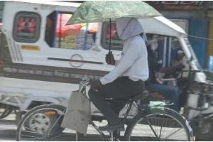 अयोध्या: बला की तपिश से राहत की उम्मीद, जिले के कुछ क्षेत्रों में बारिश की संभावना