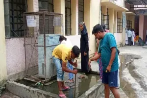 मेरठ : मेडिकल कालेज में खराब पड़े वाटर कूलर जल्द होंगे ठीक, लोगों को पानी की किल्लत से मिलेगी निजात