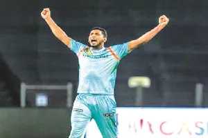 मुरादाबाद के तेज गेंदबाज मोहसिन खान का आईपीएल में जलवा, ऋषभ पंत समेत चार को किया आउट