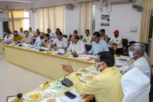 मुरादाबाद : ‘सड़क से पारदर्शी तरीके से हटे अतिक्रमण’