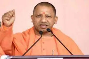 सीएम योगी ने अधिकारियों को 48 घंटे में सभी अवैध वाहन स्टैंड खत्म करवाने के दिए निर्देश