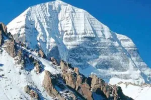 उत्तराखंड: इस चोटी को आज तक फतह नहीं कर सका कोई पर्वतारोही, चार धर्मों की आस्था का केंद्र है यह स्थान