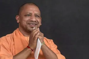 लखनऊ : चेस ओलम्पियाड की अगवानी करेंगे सीएम योगी, विश्वनाथन आनंद के साथ खेलेंगे शतरंज की बाज़ी