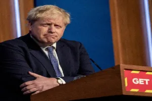 विवादों में घिरे ब्रिटेन के प्रधानमंत्री बोरिस जॉनसन, करेंगे अविश्वास प्रस्ताव का सामना