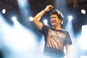 Singer KK की मौत से इंडस्ट्री में छाई शोक की लहर, इन सेलेब्स ने दी श्रद्धांजलि