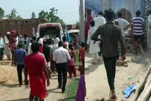 बहराइच: नमाजियों पर गिरी मस्जिद की छत, एक की मौत, नौ घायल