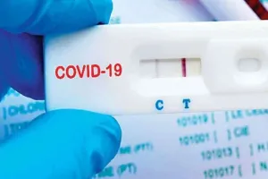 बरेली: मेडिकल स्टोर से एंटीजन किट खरीद खुद जांच कर रहे मरीज, विभाग को नहीं पता