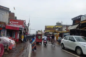 अयोध्या : 20 मिनट बारिश, पारा काबू, उमस बेकाबू