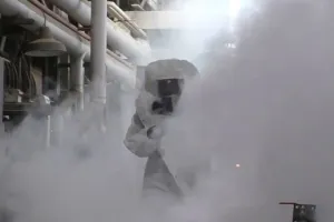 अमोनिया गैस के रिसाव से बड़ी संख्या में महिलाओं समेत 50 से अधिक कर्मचारी बीमार