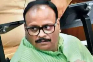 अन्नाद्रमुक की बैठक में सभी प्रस्ताव खारिज, एकल नेतृत्व की मांग पर अड़े सदस्य