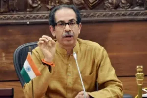 महाराष्ट्र में सियासी उठापटक: शिवसेना के बागी विधायकों पर एक्शन की तैयारी, सरकार नहीं अब पार्टी को बचाने में जुटे उद्धव ठाकरे