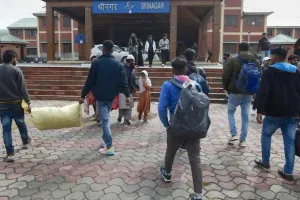 जम्मू-कश्मीर: टारगेट किलिंग के बीच 177 कश्मीरी पंडित टीचर्स का ट्रांसफर, भेजे गए जिला मुख्यालय