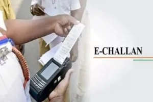 बरेली: रेड लाइट को नजर अंदाज करते रहे लोग, कटता रहा ई-चालान