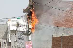 बरेली: बंच केबिल में आग लगने से महानगर में बिजली गुल