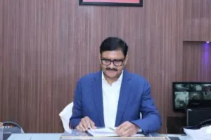 बरेली: योजनाओं के माध्यम से आत्मनिर्भर बन रहीं महिलाएं- डीएम