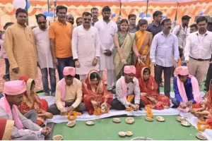 पीलीभीत: अग्नि के सात फेरे लेकर दांपत्य जीवन में बंधे 40 जोड़े
