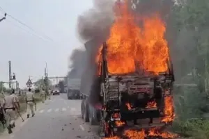 अग्निपथ योजना पर आज भी बवाल जारी, बिहार-यूपी में बसों में आग, हरियाणा में इंटरनेट बंद
