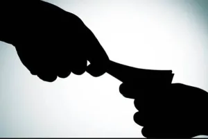 छत्तीसगढ़ में जल संसाधन विभाग के तीन अधिकारियों पर गिरी गाज, 24 लाख  रिश्वत मांगने के आरोप में गिरफ्तार