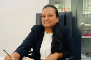 हिंदू देवी-देवताओं के खिलाफ ‘आपत्तिजनक’ टिप्पणी को लेकर कांग्रेस नेता के घर पर हमला